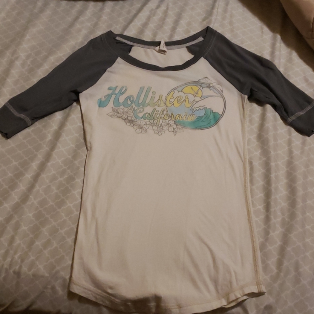Hollister shirt